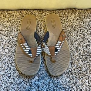 Sperry real leather sandals